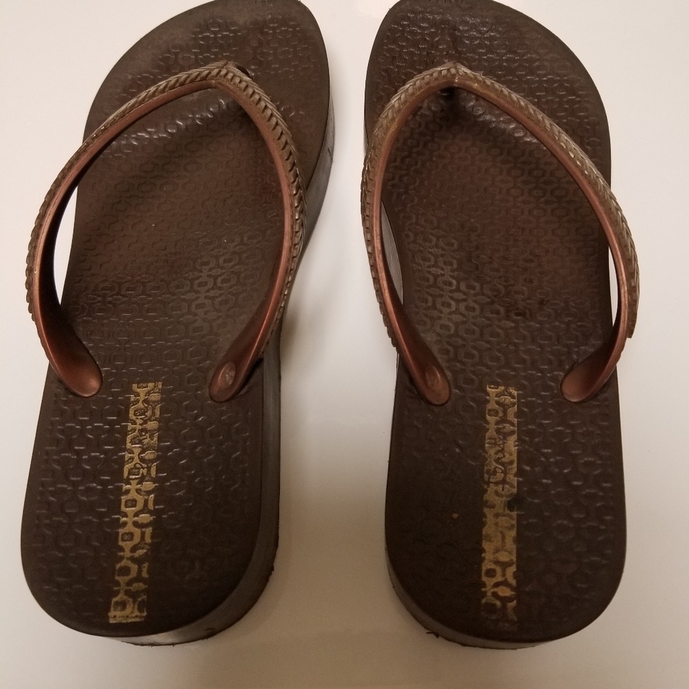 Flops by Everything but Water